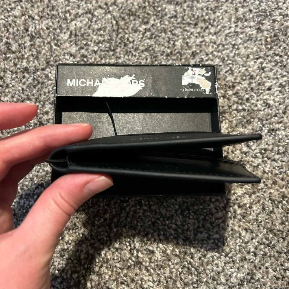 Michael Kors Men’s Black Leather Bifold